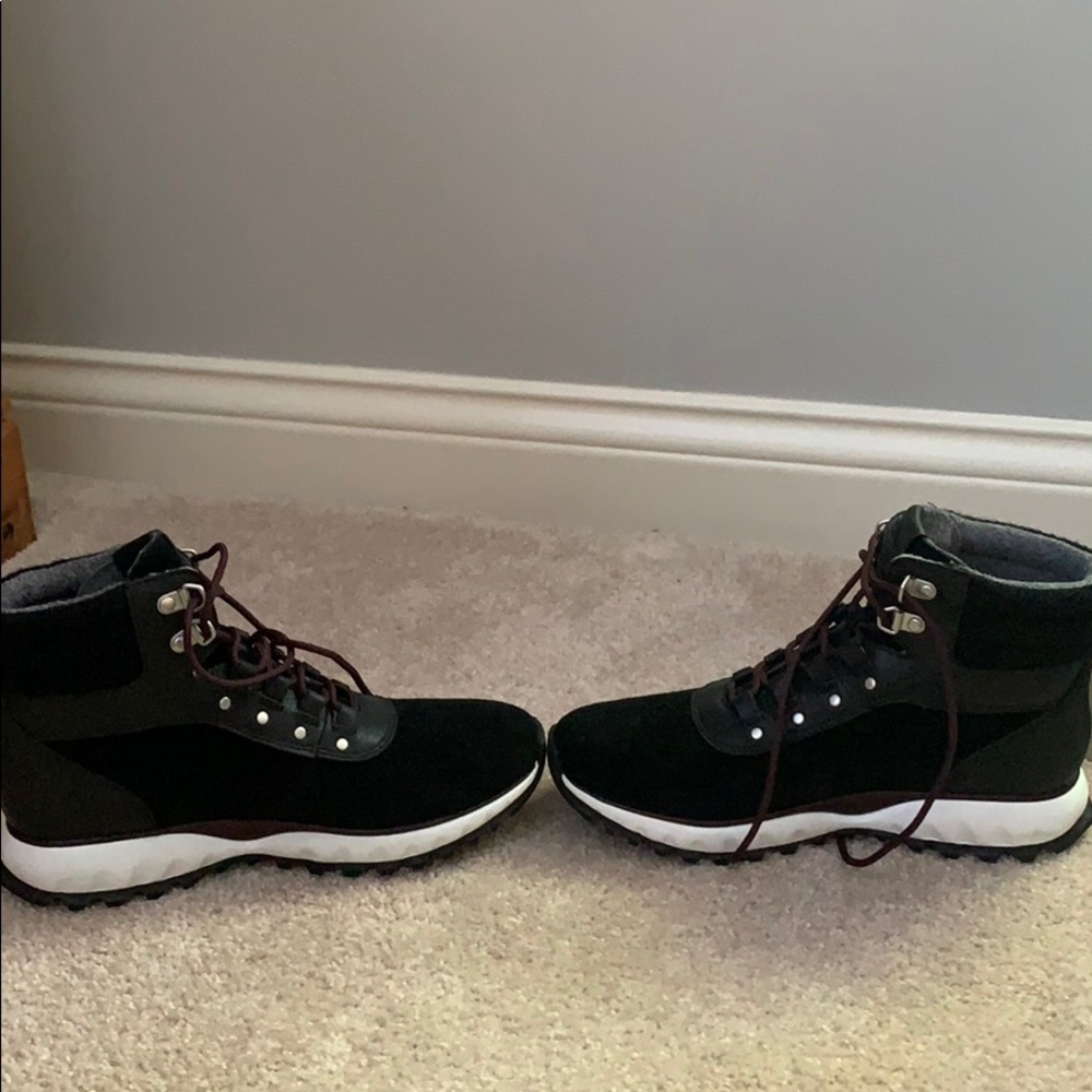 Women’s 8 1/2 cole Haan boots